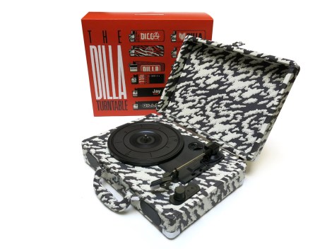 dilla-turntable