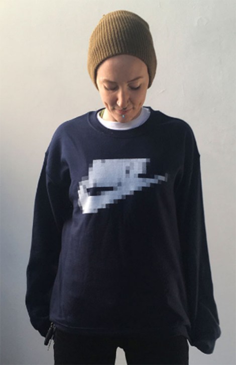 rap-video-nike-crew-sweat